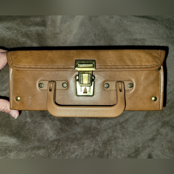 Cassette Tape Case Vinyl w/ Handle - Picture 8 of 12